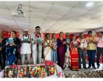 पुस्तक लाेकार्पण गर्दै प्रमुख अतिथि लगायत ।