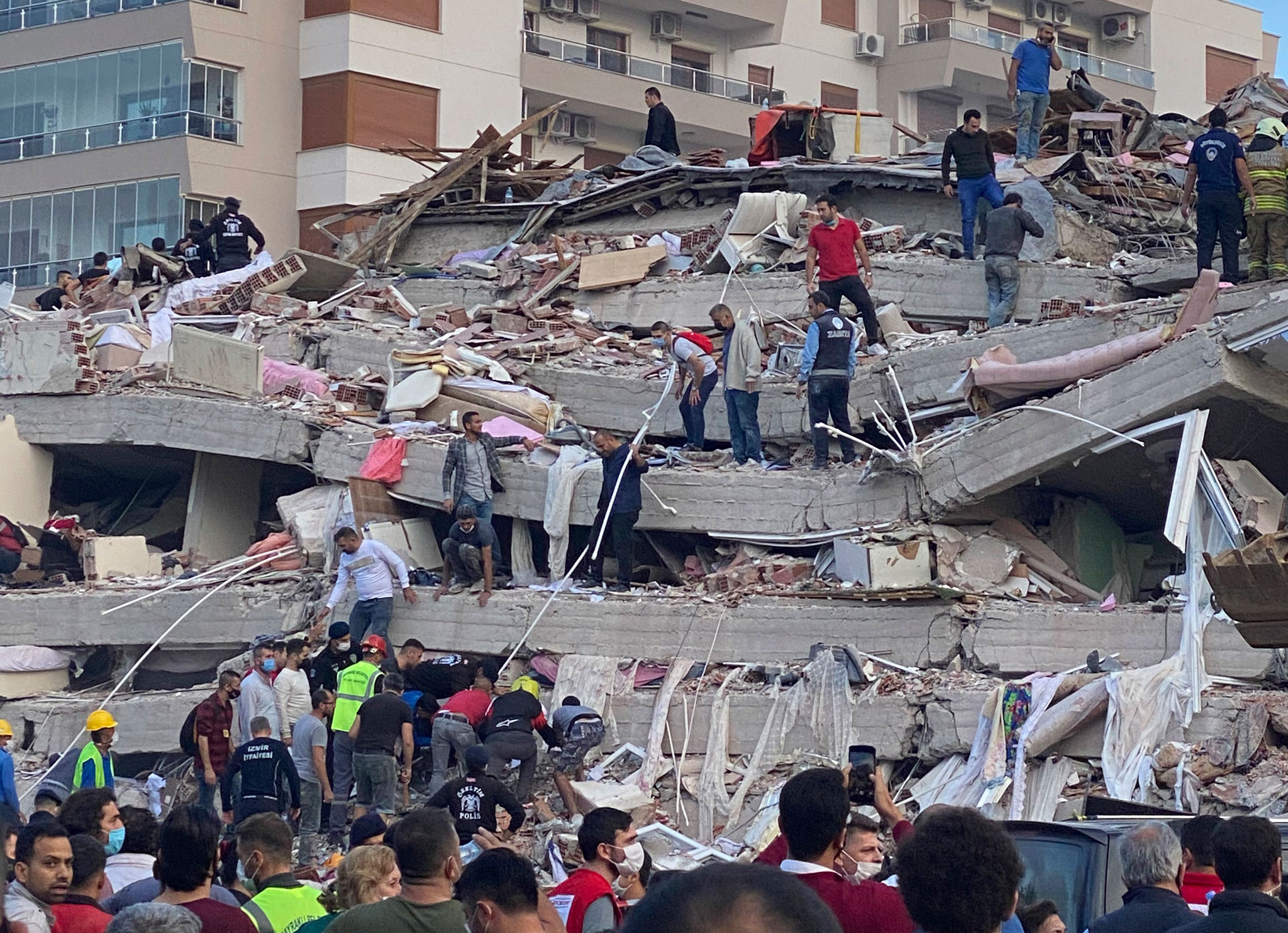 टर्कीमा भूकम्पबाट मृत्यु हुनेको संख्या ४२ पुग्यो
