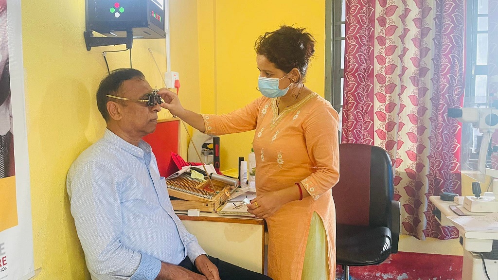 भद्रपुरमा ३ दिने निशुल्क आँखा उपचार शिविर शुरु