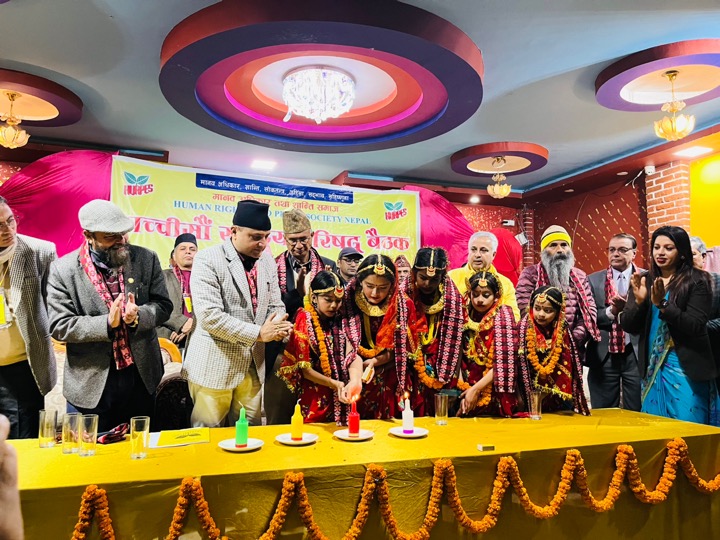 दलित पञ्चकन्याद्वारा कार्यक्रम उदघाटन