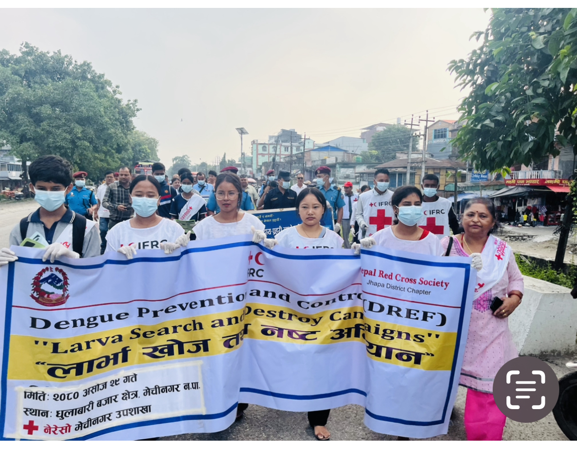 धुलाबारीमा डेंगुकाे लार्भा नष्ट सम्बन्धी सचेतना अभियान