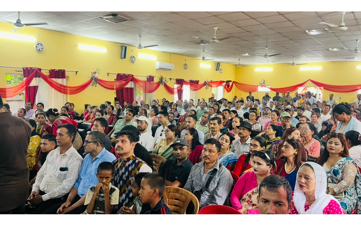 मेचीनगरमा विभिन्न पार्टी परित्याग गरि ५०० बढी रास्वपामा प्रवेश