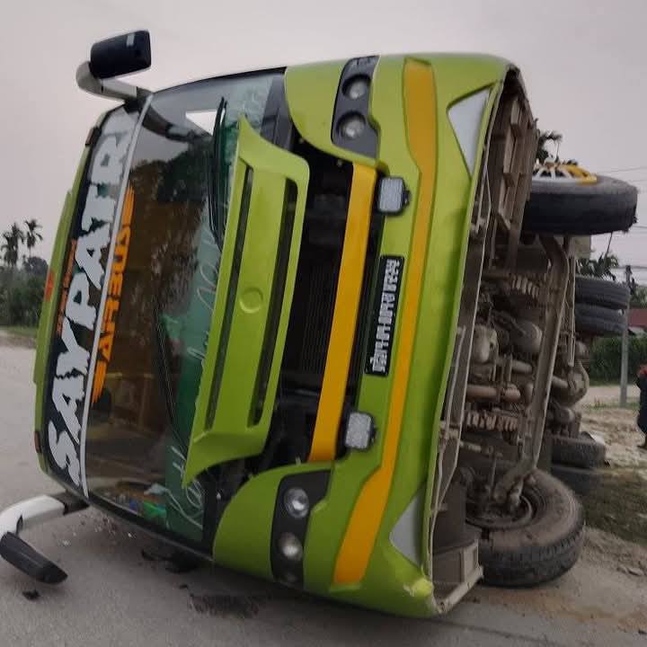 झापामा रात्रीबस दुर्घट्ना हुँदा झापाका १६ शिक्षक सहित २२ घाइते