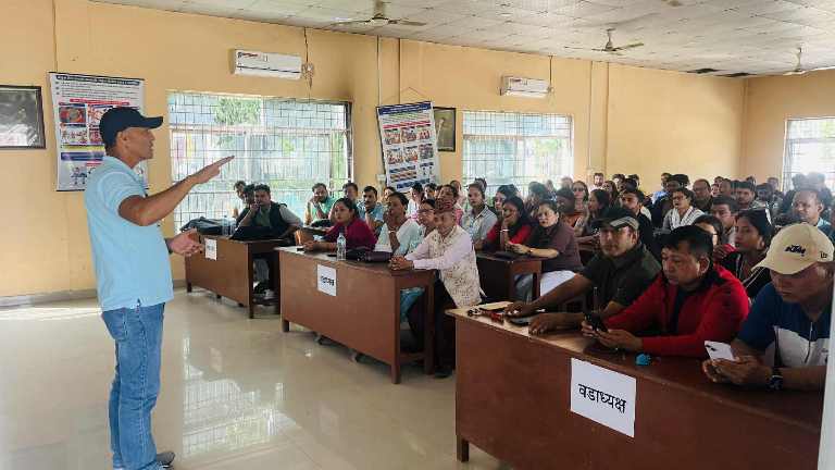 मेचीनगरका वडाअध्यक्षहरुले भने, ‘हाम्रो हस्ताक्षर दुरुपयोग भयो’