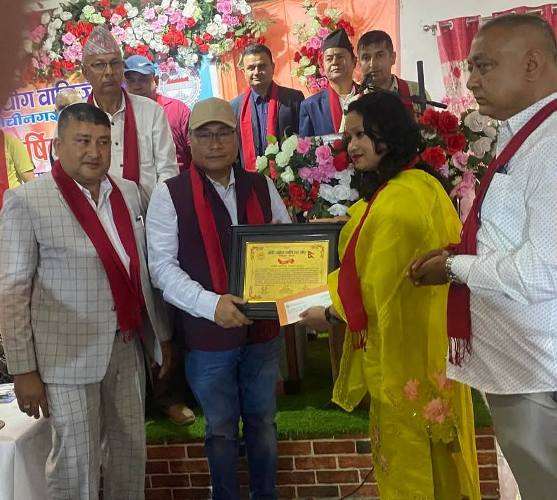 आर्थिक पत्रकारिता पुरस्कार राजबंशीलाई