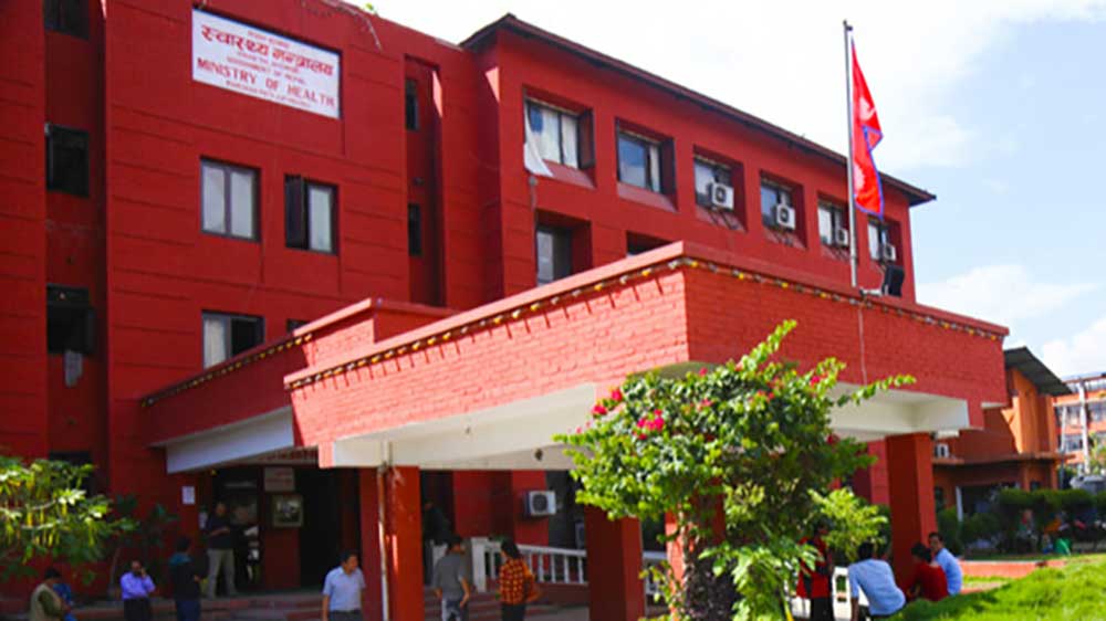 स्वास्थ्यकर्मीमाथि आक्रमण गर्नेलाई हुने कारबाहीबारे जानकारी सूचना बोर्डमा राख्नु : स्वास्थ मन्त्रालय