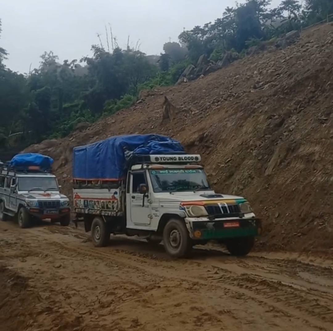 मेची राजमार्गको राजदुवाली सडक सुचारु 