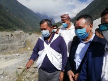 सेती नदि जलबिद्युत परियोजना स्थल आइतबार अवलोकन गर्दै मुख्यमन्त्री गुरुङ