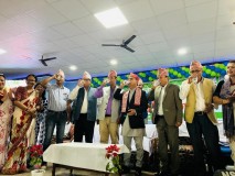 पानी पिएर कार्यक्रमको उदघाटन गर्दै प्रमुख अतिथि शर्मा लगायत अन्य अतिथि ।