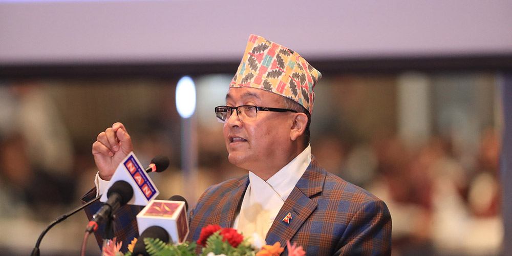 तटस्थ भएर काम गर्न मतदान अधिकृतहरूलाई निर्देशन