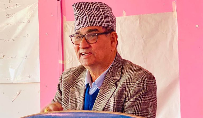 बिर्तामोडका पुर्व नगरप्रमुख शिवाकोटी एमालेबाट निस्कासित