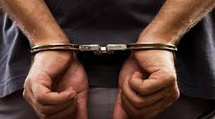 छात्रालाई दुर्व्यवहार गरेकाे आराेपमा मेचीनगरका शिक्षक पक्राउ