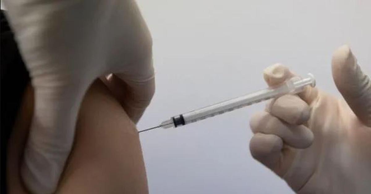 मेचीनगरमा जेई बिरुद्ध खोप लगाईदैं